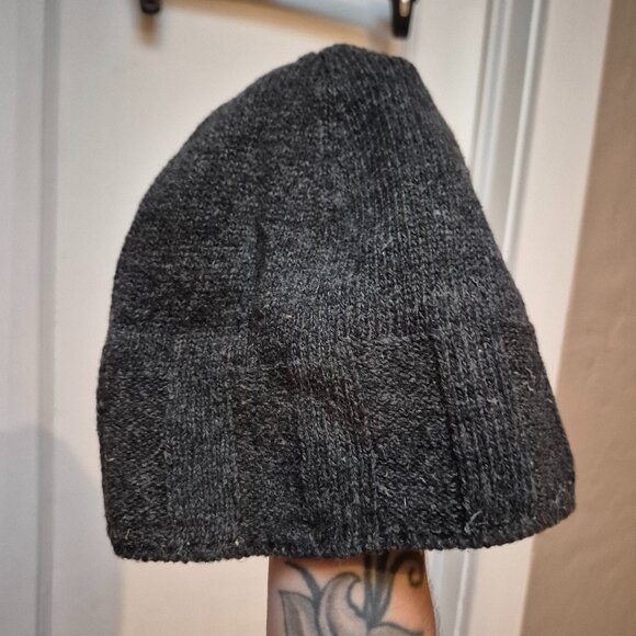 Lambwool Grey Beanie - Picture 1 of 3